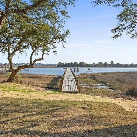 オーシャン・アイル・ビーチ Dolphin Cove - Whole Waterfront House With Dockヴィラ エクステリア 写真