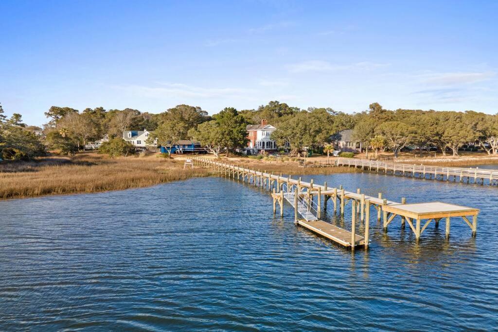 オーシャン・アイル・ビーチ Dolphin Cove - Whole Waterfront House With Dockヴィラ エクステリア 写真
