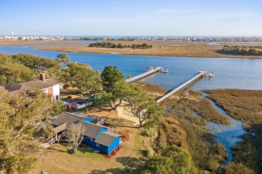 オーシャン・アイル・ビーチ Dolphin Cove - Whole Waterfront House With Dockヴィラ エクステリア 写真