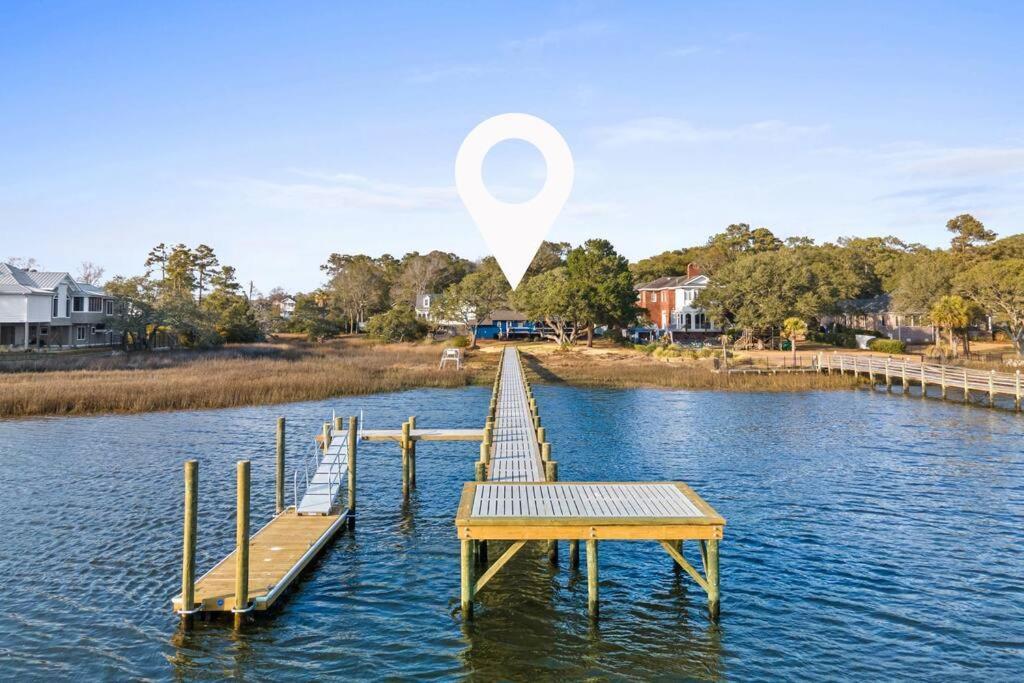 オーシャン・アイル・ビーチ Dolphin Cove - Whole Waterfront House With Dockヴィラ エクステリア 写真